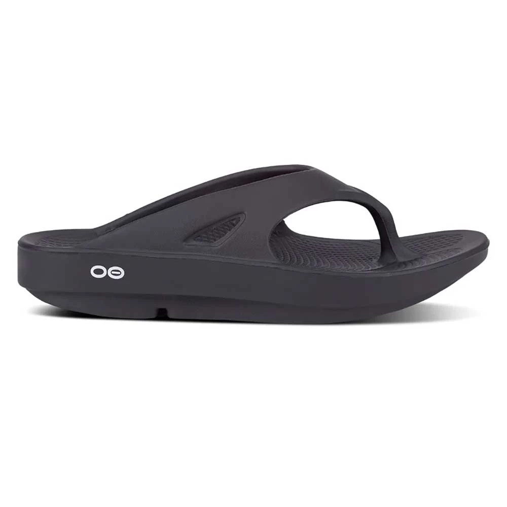 OOfos Unisex OOriginal Sandal - Black- Regular (D) 3 OOfos Unisex OOriginal Sandal - Black- Regular (D)