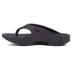 OOfos Unisex OOriginal Sandal - Black- Regular (D) 10 OOfos Unisex OOriginal Sandal - Black- Regular (D) -Shoe Zone Shop 1000BLK shot4 932x680 d8686cd2 6628 4c0f 8698 93c9182c8631