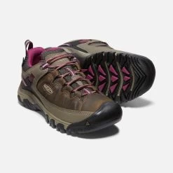 Keen Women's Targhee III Waterproof Hiking Shoe - Weiss/Boysenberry- Regular (B) 12 Keen Women's Targhee III Waterproof Hiking Shoe - Weiss/Boysenberry- Regular (B) -Shoe Zone Shop 1018177 PPS PDP