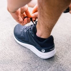 Topo Athletic Men's Phantom 2 Running Shoe - Black/White - Regular (D) -Shoe Zone Shop M046.Black White 10